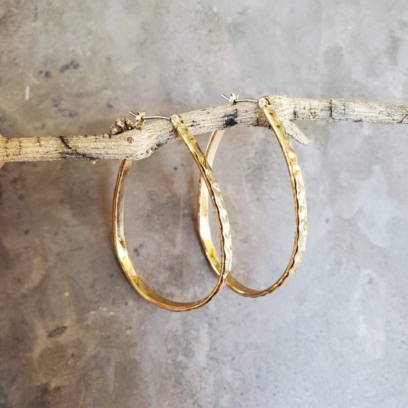 Tahari Gold Hammered Oblong Hoops Hoop Earrings - Picture 2 of 11